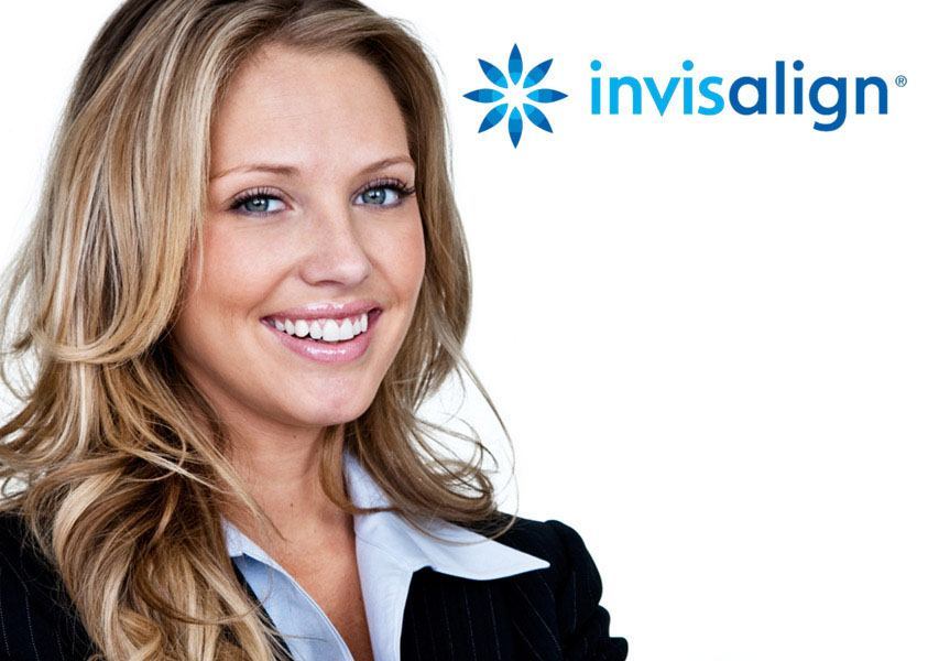 A smiling businesswoman next to the Invisalign Logo.